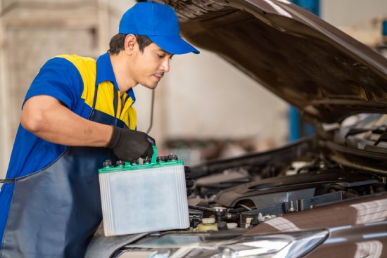 Car Battery Replacement in Dubai
