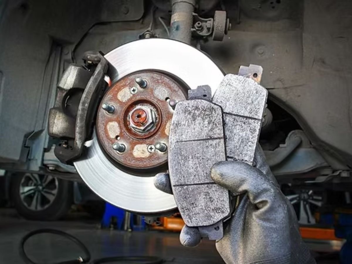 What Are The Signs That Car Brake Pads Need Replacement